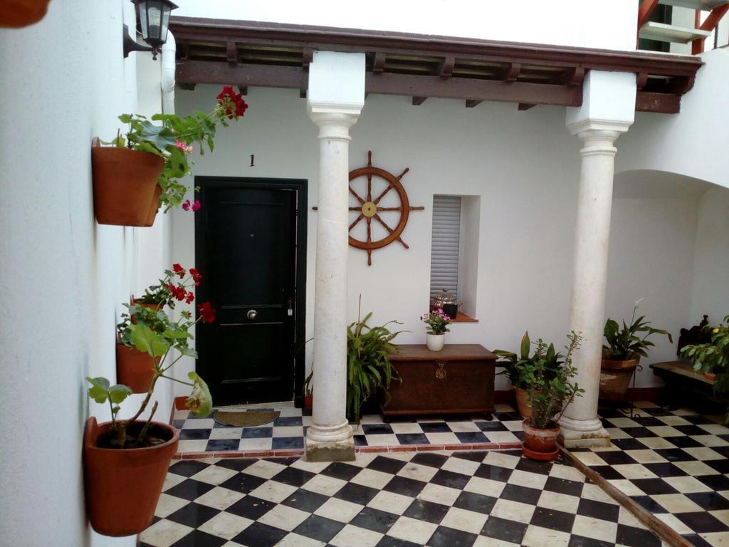 Apartamentos Porvera Jerez Jerez de la Frontera Exterior foto